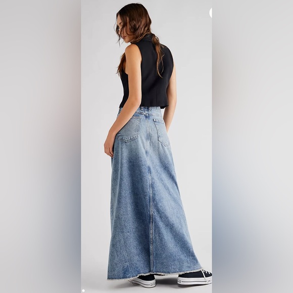 Free People We The Free come As You Are Denim Maxi Skirt Sz 10 - Picture 2 of 5